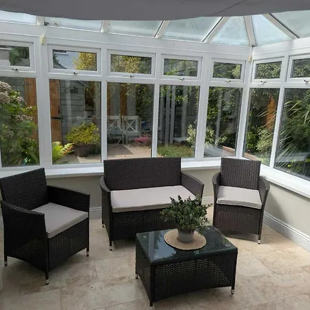 Spacious And Convenient 3 Bed In Appartement Swords