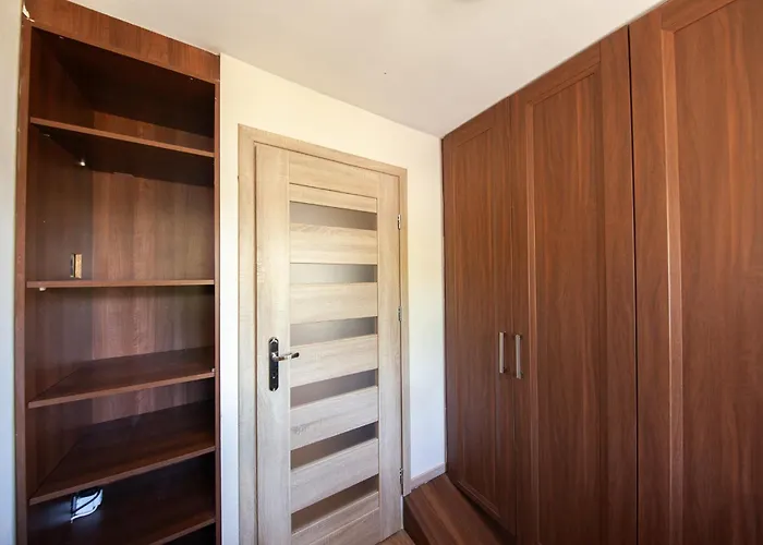 Apartman Spacious And Convenient 3 Bed In *