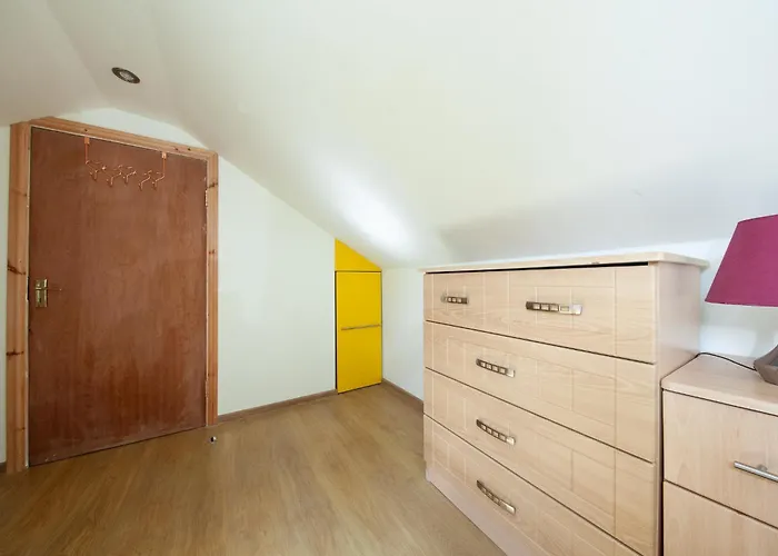 Spacious And Convenient 3 Bed In Swords